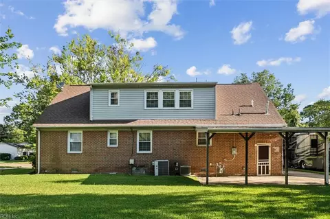 Exterior - 133 Raymond Dr, Hampton, VA 23666 photo 5 of 6