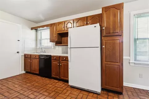 Kitchen - 133 Raymond Dr, Hampton, VA 23666 photo 1 of 3