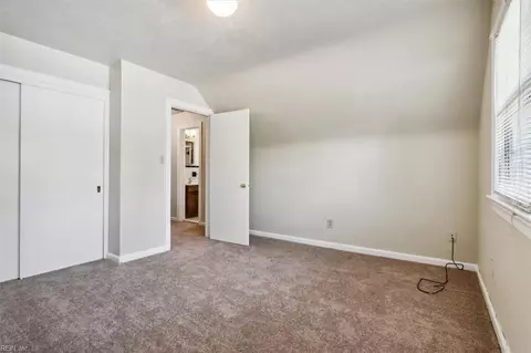 Bedroom - 133 Raymond Dr, Hampton, VA 23666 photo 10 of 10