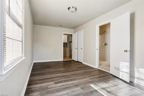 Bedroom - 133 Raymond Dr, Hampton, VA 23666 photo 1 of 10