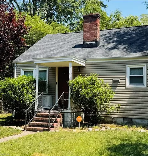 3212 Locust Ave, Norfolk, VA 23513