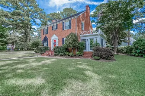 4300 Duke Dr, Portsmouth, VA 23703