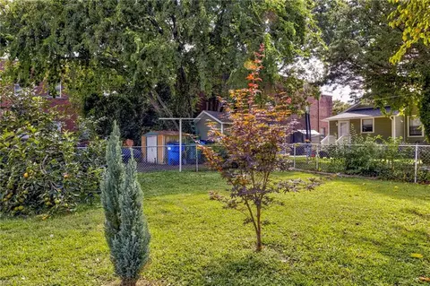 Exterior - 2819 Grandy Ave, Norfolk, VA 23509 photo 2 of 3