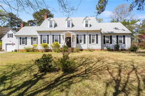 511 Lexington Ave, Suffolk, VA 23434