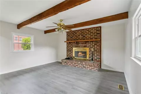 842 Redheart Dr, Hampton, VA 23666 photo 10