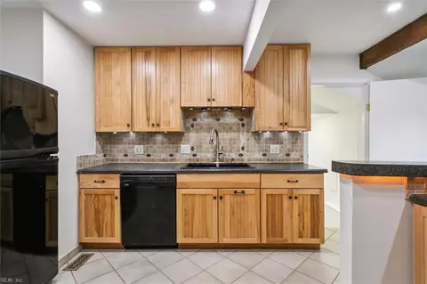 842 Redheart Dr, Hampton, VA 23666 photo 29