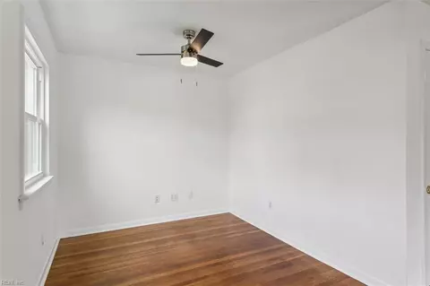 842 Redheart Dr, Hampton, VA 23666 photo 13