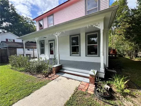 199 Liberty St, Dendron, VA 23839 photo 2