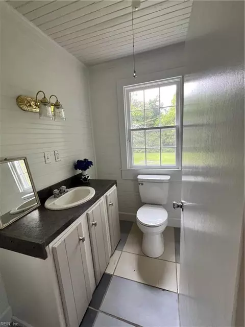 199 Liberty St, Dendron, VA 23839 photo 15