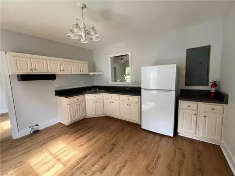 199 Liberty St, Dendron, VA 23839 photo 9
