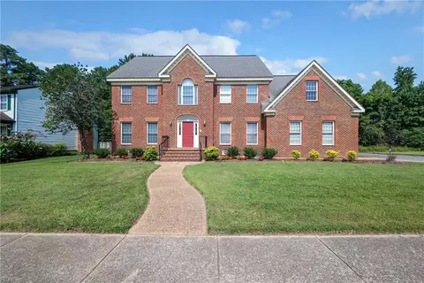 221 Drummonds Way, Hampton, VA 23669