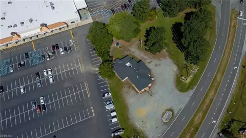 Exterior - 6870 Main St, Gloucester, VA 23061 photo 5 of 5