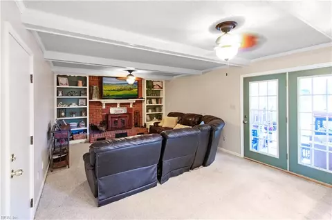 Other - 328 Lakeland Dr, Hampton, VA 23669 photo 2 of 10