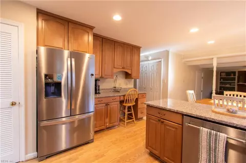 Kitchen - 328 Lakeland Dr, Hampton, VA 23669 photo 1 of 5