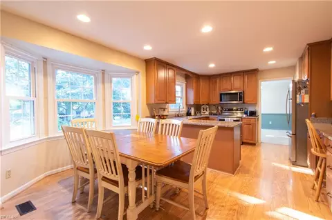 Kitchen - 328 Lakeland Dr, Hampton, VA 23669 photo 5 of 5