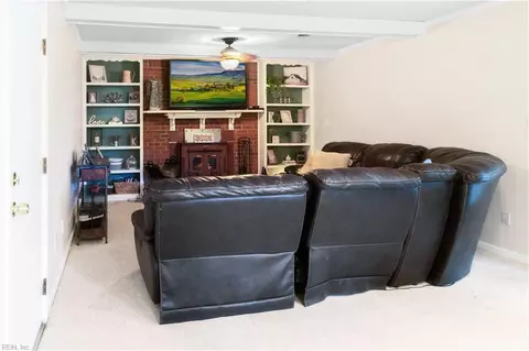 Other - 328 Lakeland Dr, Hampton, VA 23669 photo 3 of 10