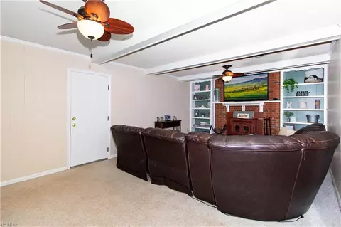 Living - 328 Lakeland Dr, Hampton, VA 23669 photo 1 of 3