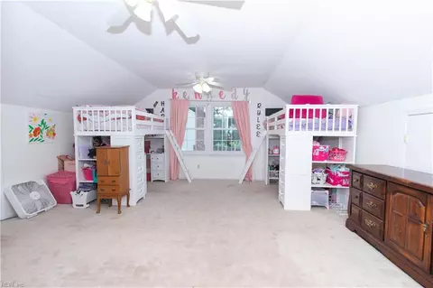 Bedroom - 328 Lakeland Dr, Hampton, VA 23669 photo 5 of 6
