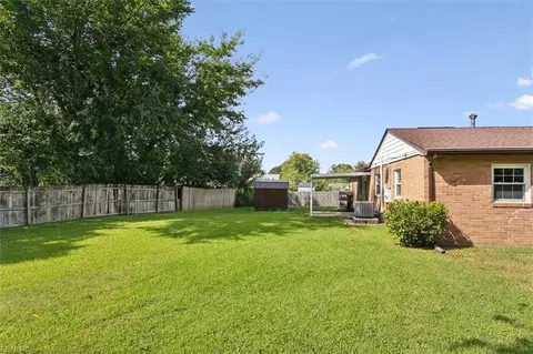 627 Kings View Ct, Hampton, VA 23669 photo 34