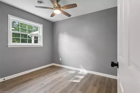 627 Kings View Ct, Hampton, VA 23669 photo 19