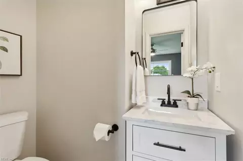 627 Kings View Ct, Hampton, VA 23669 photo 28