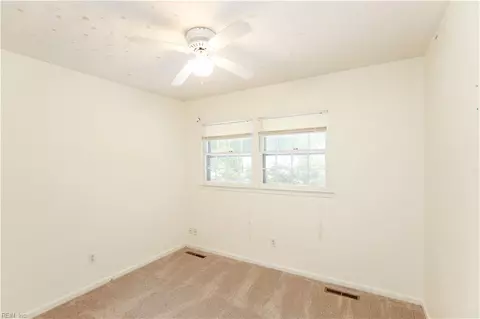 1039 Windjammer Dr, Hampton, VA 23669 photo 25