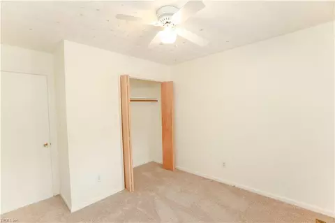 1039 Windjammer Dr, Hampton, VA 23669 photo 24