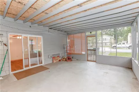 1039 Windjammer Dr, Hampton, VA 23669 photo 40