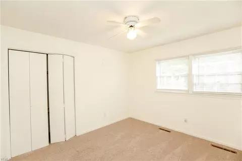 1039 Windjammer Dr, Hampton, VA 23669 photo 26