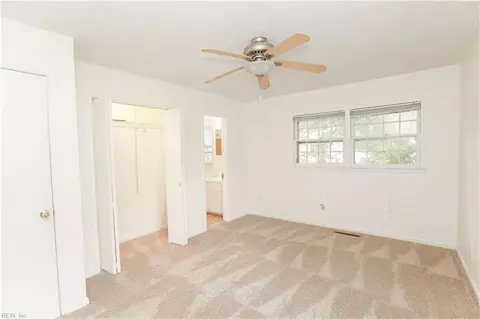 1039 Windjammer Dr, Hampton, VA 23669 photo 36
