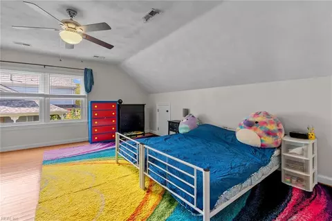 Bedroom - 409 Granada Dr, Chesapeake, VA 23322 photo 1 of 10