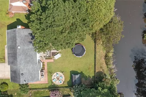 View/Area - 409 Granada Dr, Chesapeake, VA 23322 photo 3 of 5