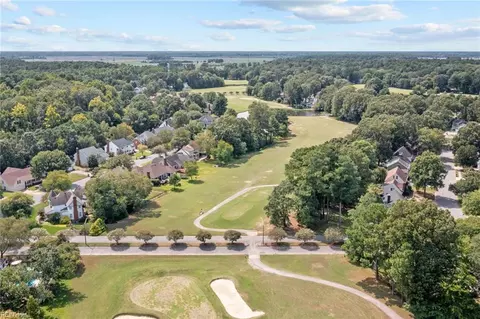 View/Area - 409 Granada Dr, Chesapeake, VA 23322 photo 4 of 5