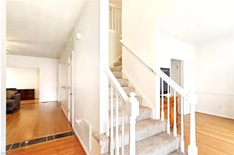 Entry Way - 2802 Scaleboard Cir, Chesapeake, VA 23323 photo 1 of 6