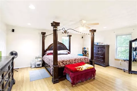 Bedroom - 2802 Scaleboard Cir, Chesapeake, VA 23323 photo 1 of 8