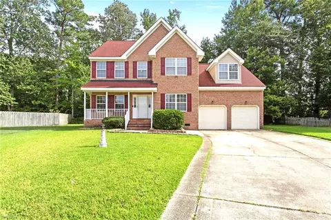 2802 Scaleboard Cir, Chesapeake, VA 23323