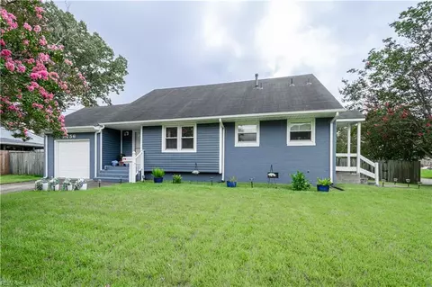 756 Olivieri Ln, Virginia Beach, VA 23455