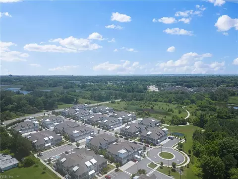 View/Area - 1309 Tides Edge Ct, Hampton, VA 23666 photo 3 of 4