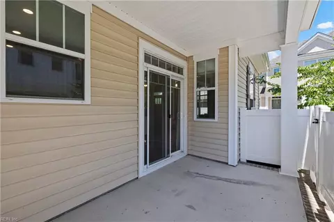 Exterior - 1309 Tides Edge Ct, Hampton, VA 23666 photo 3 of 7