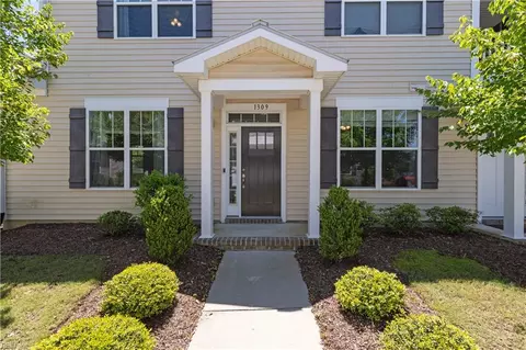 1309 Tides Edge Ct, Hampton, VA 23666