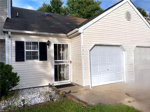 1241 Basswood Ct, Chesapeake, VA 23320