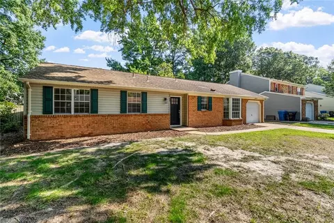 3788 Fieldstone Cir, Virginia Beach, VA 23453