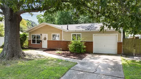 3541 Raintree Rd, Virginia Beach, VA 23452