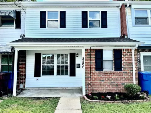 2506 King Ct, Chesapeake, VA 23324