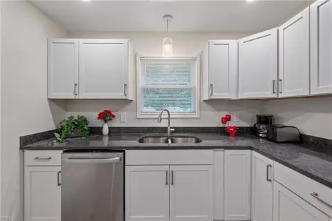 2301 Rush St, Norfolk, VA 23513 photo 8