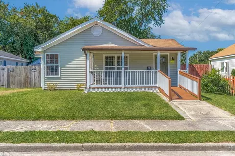 3 Phelps Pl, Portsmouth, VA 23702
