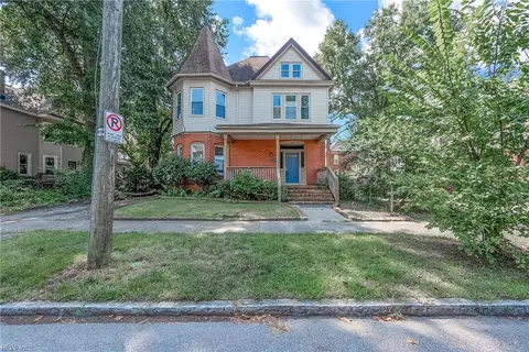 219 W 36th St, Norfolk, VA 23504