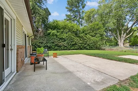 128 Raymond Dr, Hampton, VA 23666 photo 34
