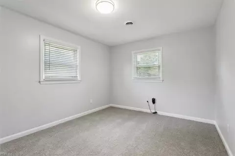 128 Raymond Dr, Hampton, VA 23666 photo 19