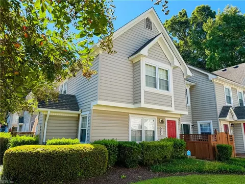 405 Bracknell Arch Arch #C, Chesapeake, VA 23320